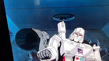 Transformers the Movie 86 Insane Edition; Bombshell or Skywarp?
