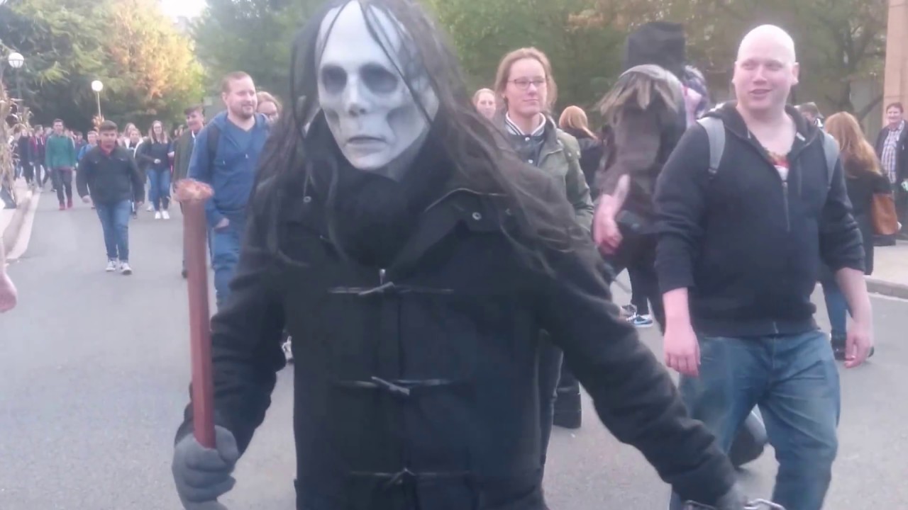 Zusammenschnitt Monsterwalk Halloween Horror Fest Movie Park Germany 2016