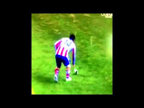 ARDA TURAN throws