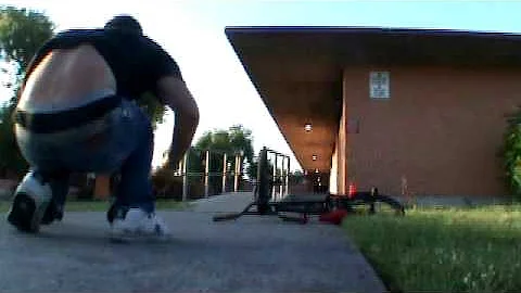 Gear4aYear BMX-Donald Venable Crash