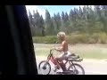 Chipi y su moto