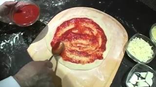 How to Shape Pizza.flv