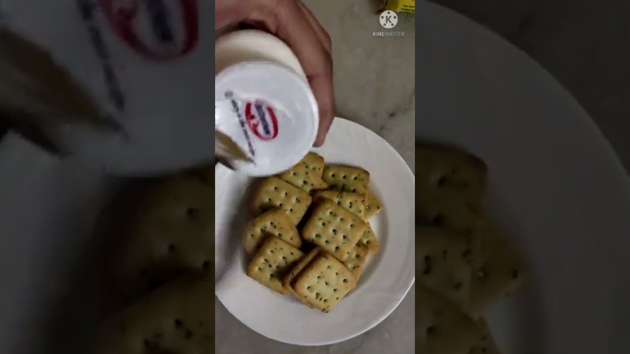 50 50 chaska maska biscuit // try with it new style // Aise try kiya kya !!