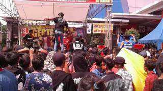 Download Lagu Sahabat Rasta   Kopi Hitam cover momonon MP3