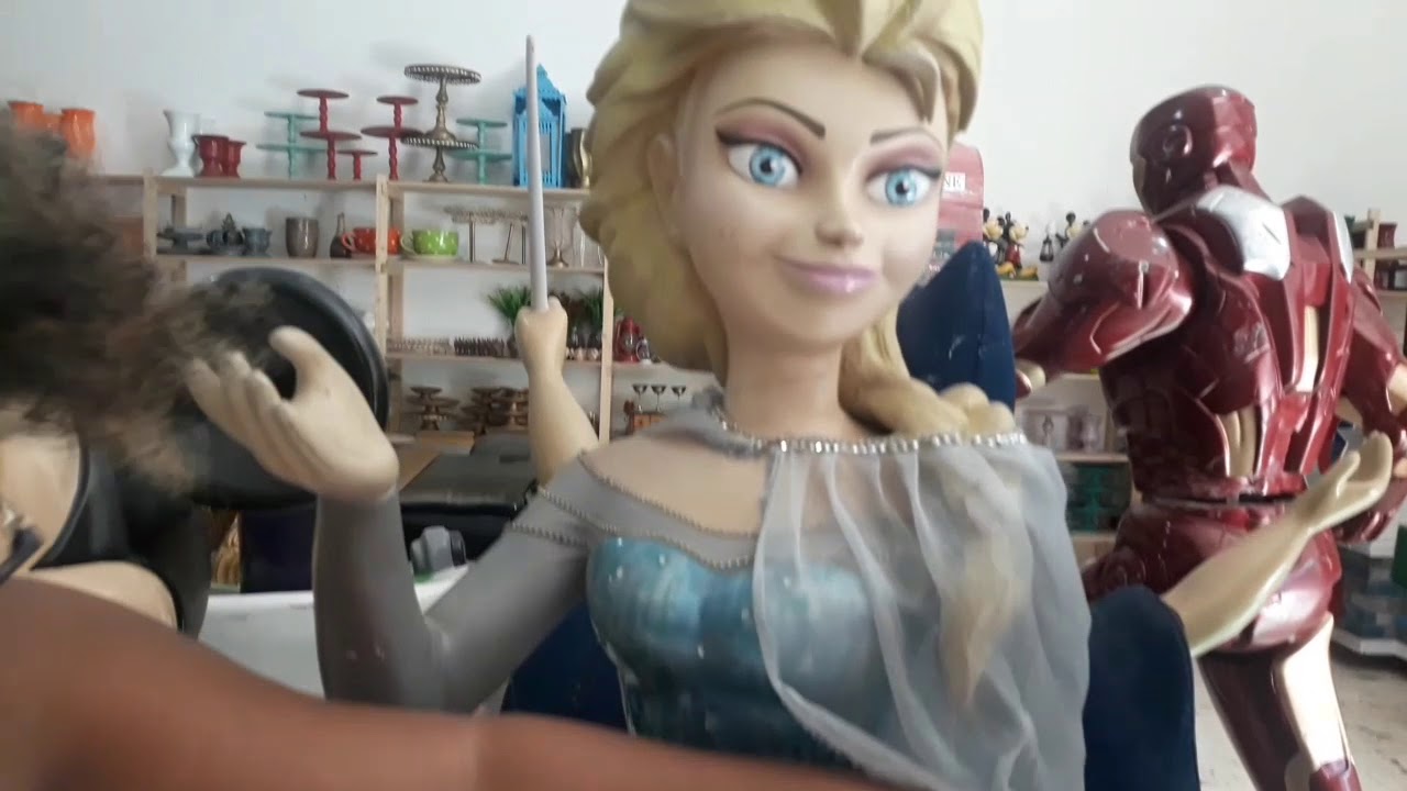 BONECOS GIGANTE DE FIBRA DE VIDRO/PIRÔ PRODUÇÃO/LOCAÇÃO