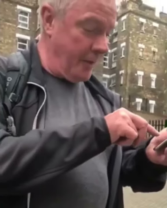 UK Racist gets wasteman treatment