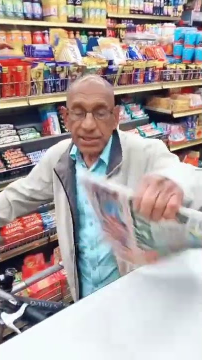 Download lagu Uncle gorgeous got his own rules long dick style 🤣 follow my insta @gh