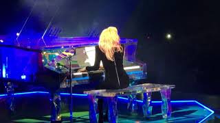 Lady Gaga - The Edge Of Glory ( The Forum Los Angeles 12-18-17 )
