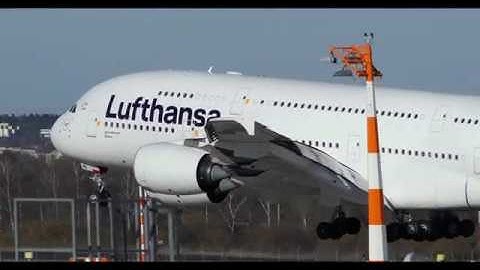 Planespotting sample, post-recording stabilized with DaVinci Resolve 16