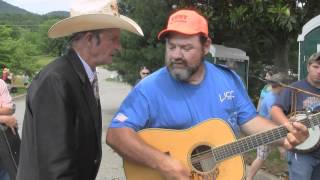 Dream Of Me You Dont Have Very Far To Go - Townsend Bluegrass Jam 5 5 12