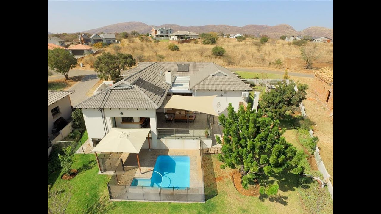 4 Bed House for sale in North West Hartbeespoort Dam Seasons