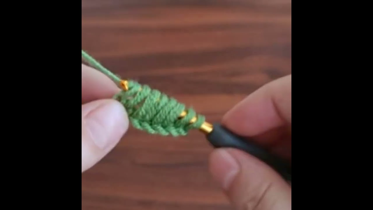 cordão de crochê para óculos muito lindo aprendam vocês também❤️