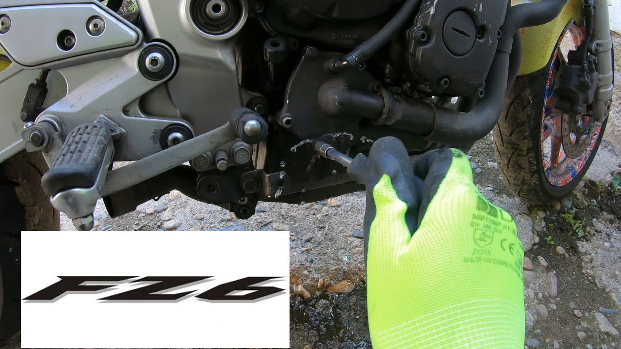 Yamaha FZ6 antifreeze drain,sceitheadh frithreoite,perdita di antigelo