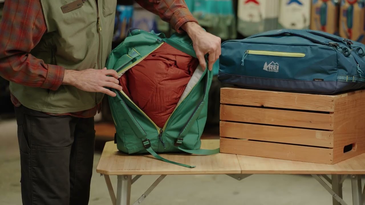 Preview of REI Co-op Tarn Convertible Duffel - Kids' Video