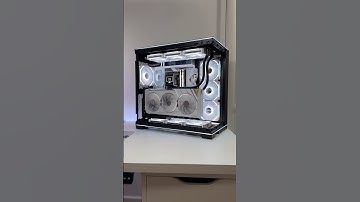 Never mix White parts with a Black PC ☝️🤓