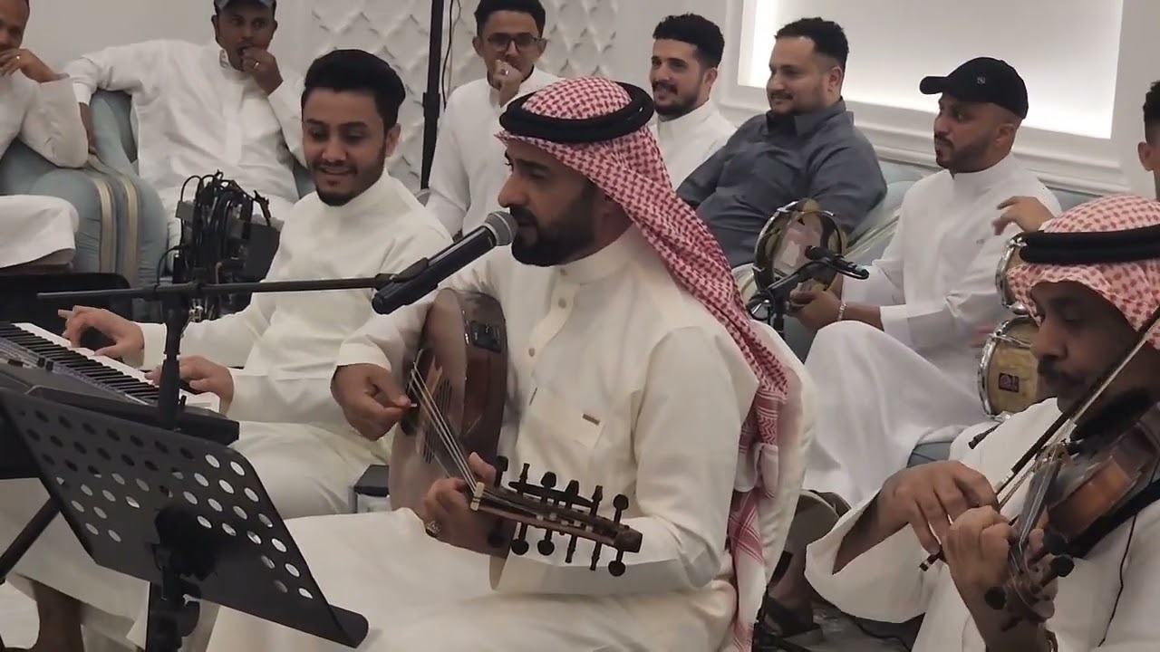 الفنان محمد الناخبي بشراك هذا منار الحي ترمقه من زواج ال عبدات بالرياض💔🦜🌴