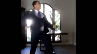 Government Shutdown   Obama's Day Off   Day 1 Vine By  Alphacat