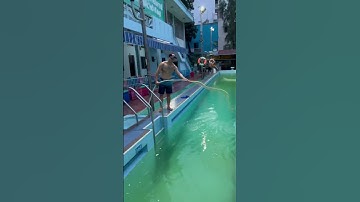 Xử lý nước hồ bị hư