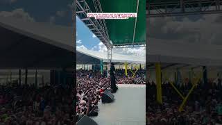 harmonize stepping on stage fans love him so much that they sing along to his song #harmonize