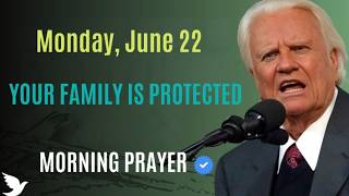 Expose and Destroy Every Hidden Trap Set Against Your Family | Powerful Prayer