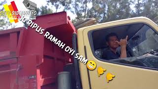 Truk Dump Muat Bata Ringan Oleng Pamer Bokong