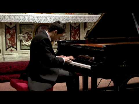Eduard Kunz plays