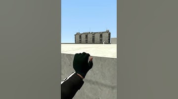 Cockroach Super Nextbot on Road Gmod