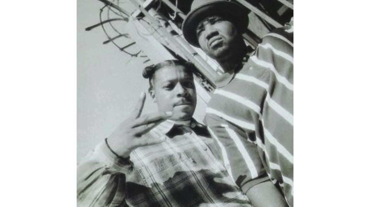 The Comrads - Easy Breezy (Prod. Fredwreck) (2000)