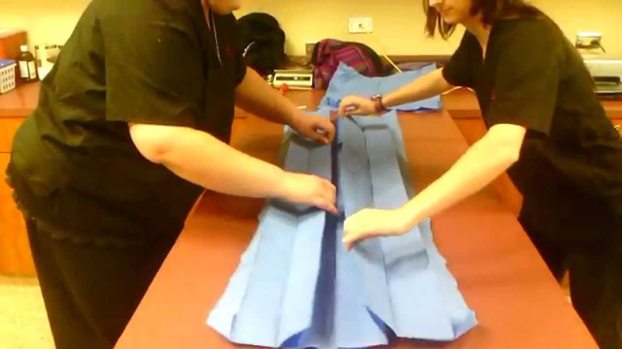 folding drapes - YouTube