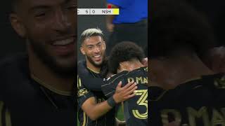 Eduard Atuesta with a flying header to make it 5-0 for LAFC ✈️