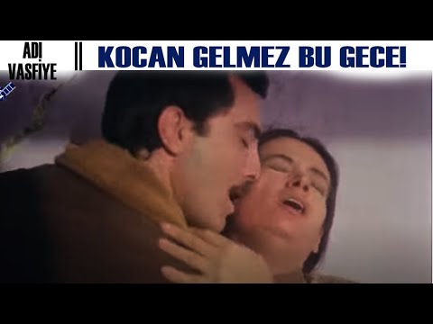 Adı Vasfiye Türk Filmi | Vasfiye ile Emin, Hamza'ya Yakalanıyor!