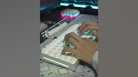 GMMK Pro - Brass Plate - Zealios V2 (sound test)