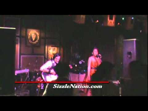 Erin Martin w/ Maddox of Kill Hannah Live @ Barrio...