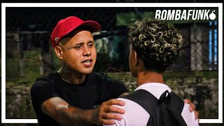 Mc Pekeno Do Saboó - EU PERMANEÇO AQUI (Official Vídeo Clip) BOMBAFUNK