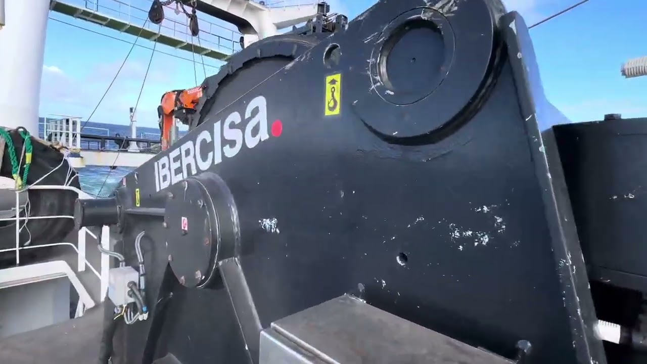 IZADA de equipo de pesca con scantrol e ibercisa