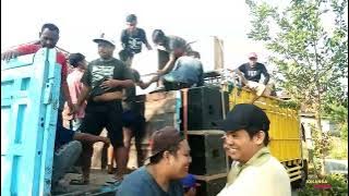persiapan loding cek sound MJR audio Blitar di desa arjosari kalipare malang, kirap pusaka