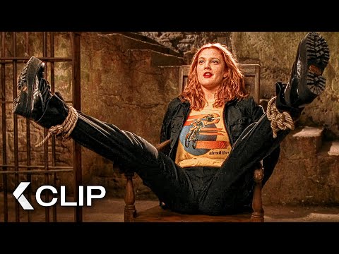 The Angels Take on a Castle Full of Guards - CHARLIE'S ANGELS Clip | Cameron Diaz