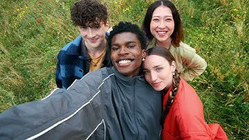 Google Pixel 8 - AI in Your Hands