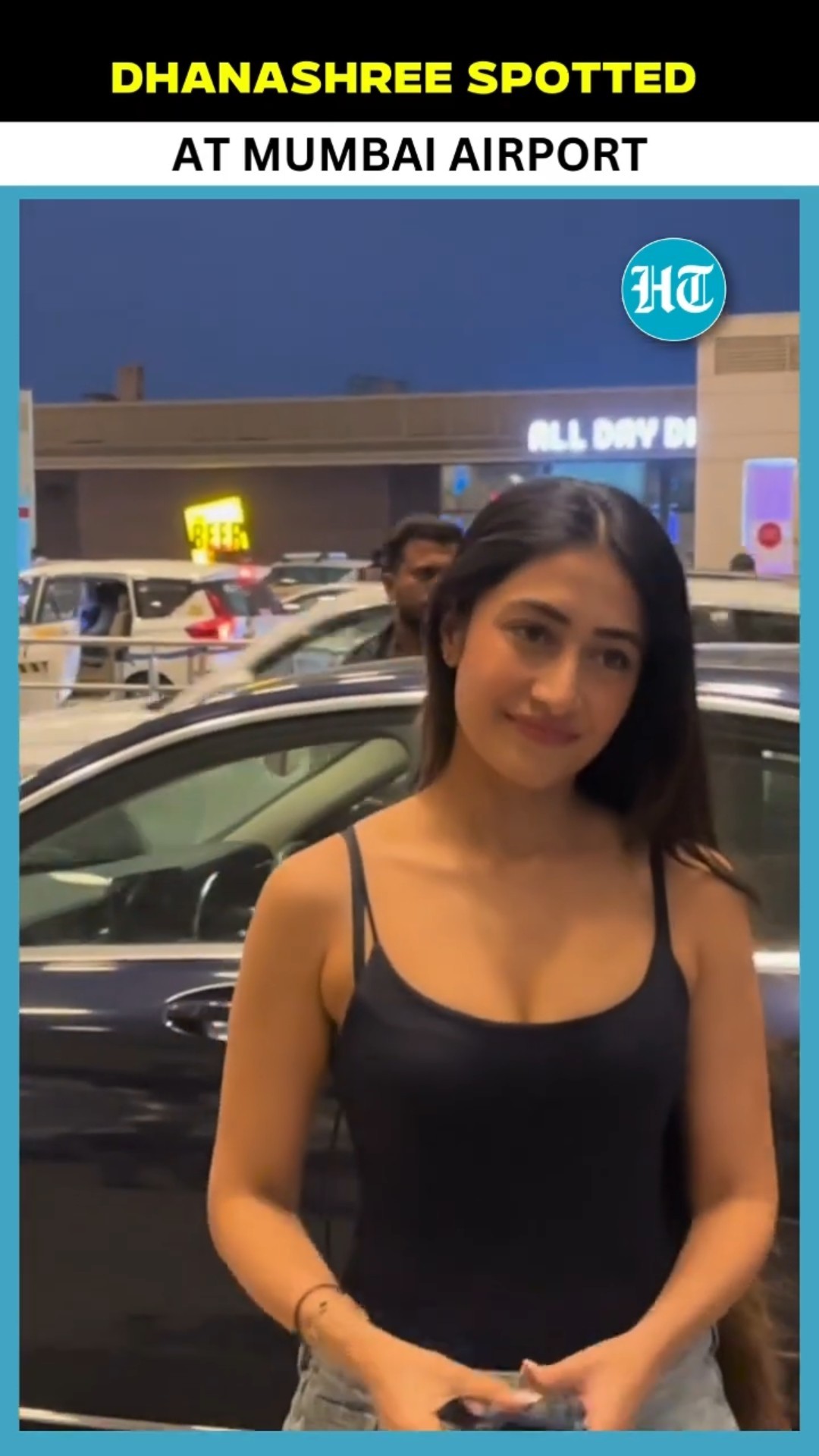 #DhanashreeVerma Spotted At #MumbaiAirport Amid Divorce With #YuzvendraChahal | #shorts #viralvideo