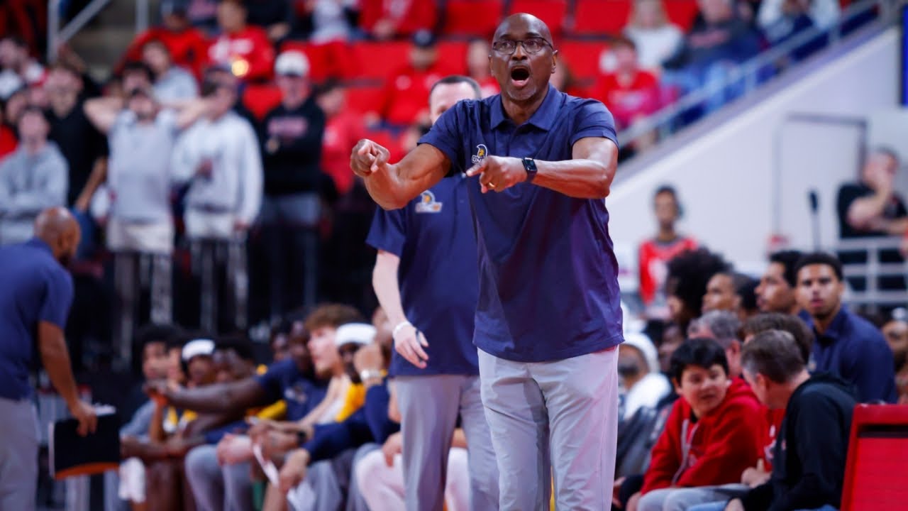 Главный тренер UNCG Майк Джонс: «Уилл — удивительный человек»