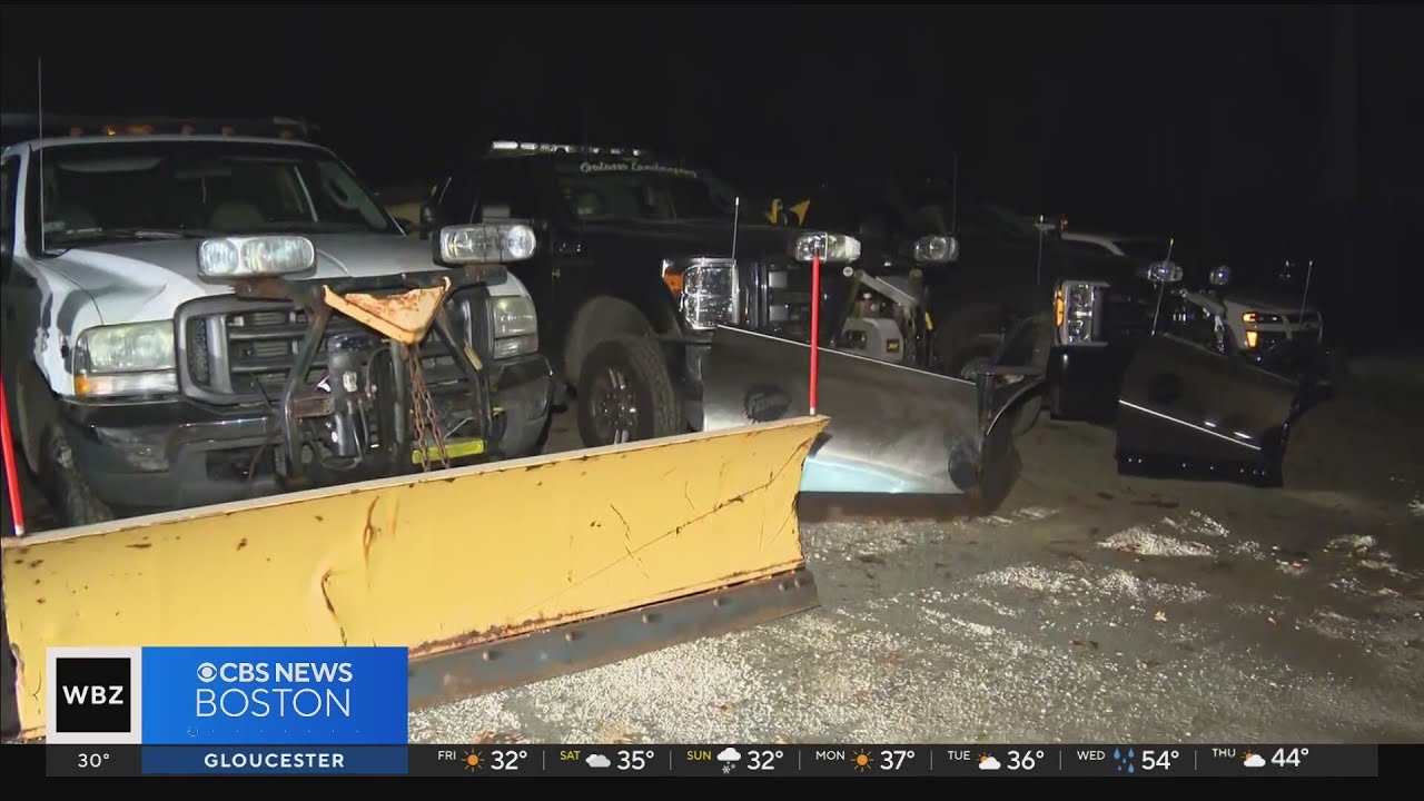 Plow drivers, shoppers prepare for first snow storm - YouTube