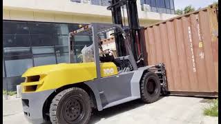 UNITCM 10 ton diesel forklift for lifting container