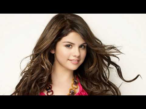 Video: Selena Gomez Fotod Treenerilt