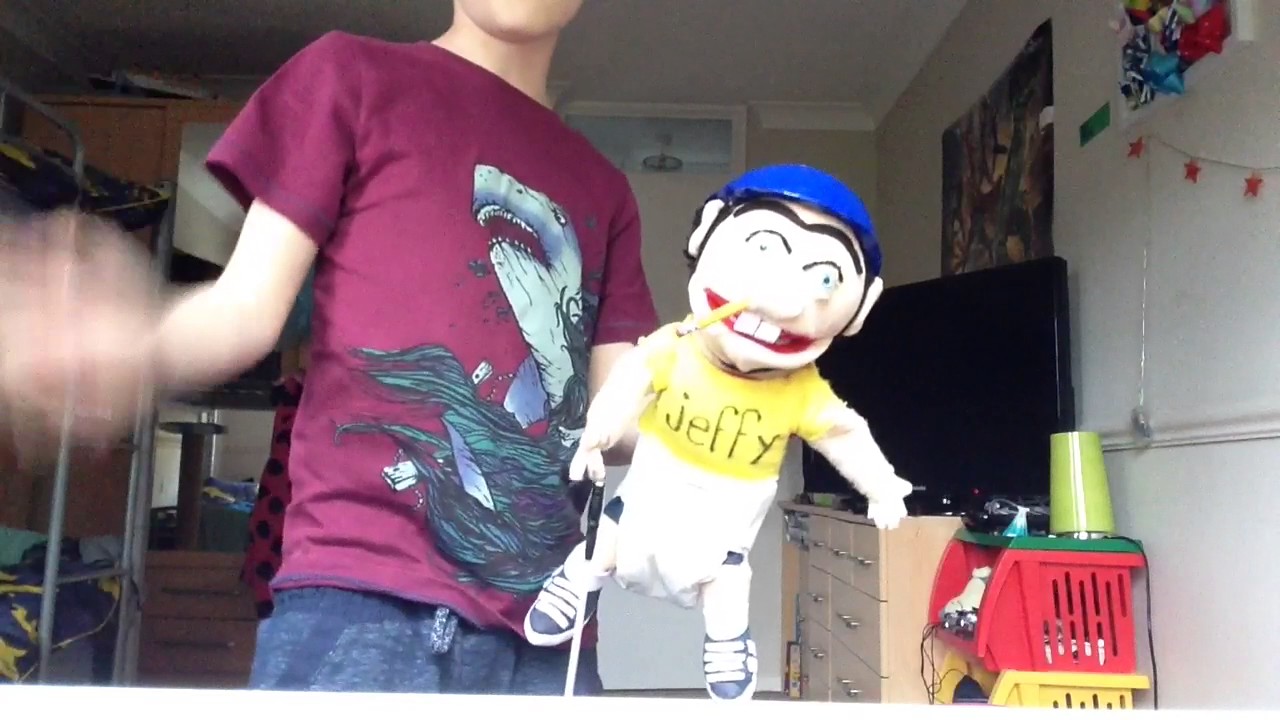 Homemade jeffy puppet early birthday present!! - YouTube