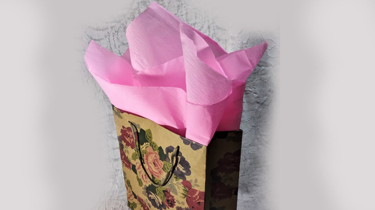 How to put tissue in a gift bag  How to pack a gift bag with tissue paper  #giftbagclosing 