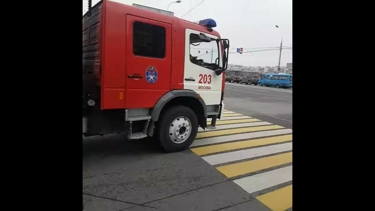 Пожарная машина сирена звук - YouTube