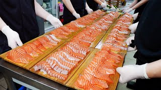 Amazing! Long sushi made of huge salmon. And various kinds of fish sushi. / Korean street food by 푸디랜드 FoodieLand 200,703 views 9 months ago 22 minutes