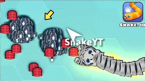 I Find Huge Delicious Score Bundle In My Game! Epic Snakeio Gameplay