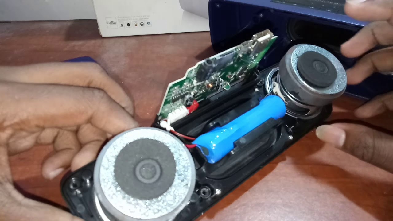 How to disassemble protable mp3 player (S2025) YouTube