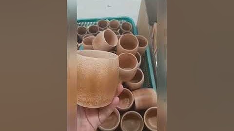 Cốc tre uống nước làm từ đoạn gốc tre